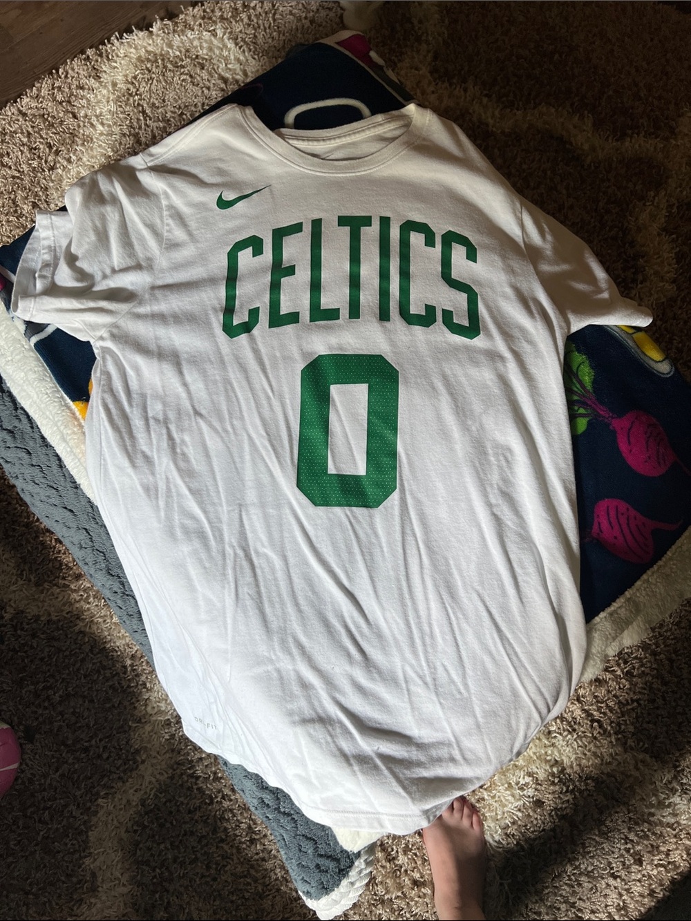 Boston Celtics Tatum T shirt jersey.